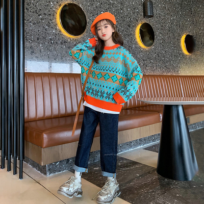 Girls fashion sweater children's clothing autumn winter round neck pullover sweater color coat middle children